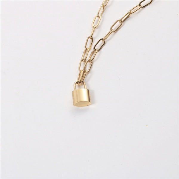 Give a Padlock Necklace and surprise your loved ones. Stainless Steel Pendant Chain