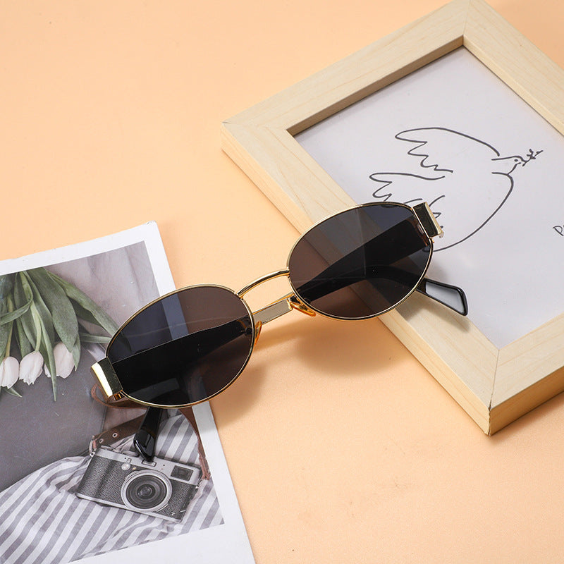 Feel chic and elegant with retro oval sunglasses