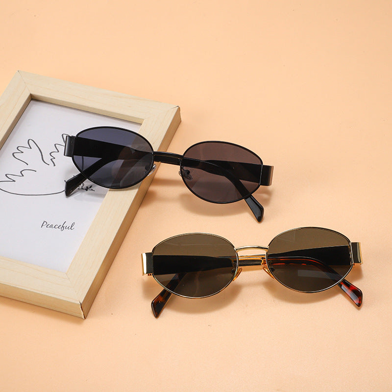 Feel chic and elegant with retro oval sunglasses
