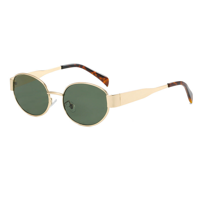 Feel chic and elegant with retro oval sunglasses