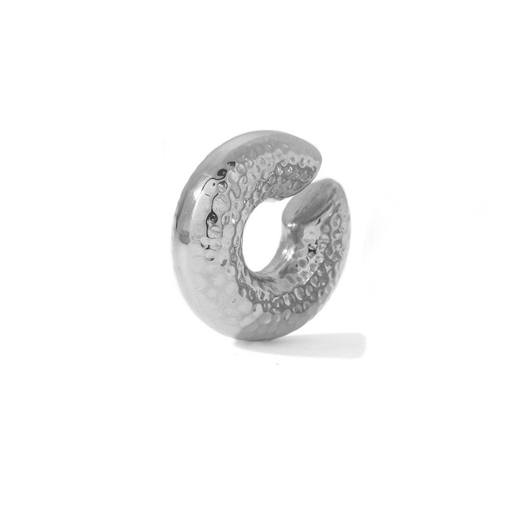 Do you dare with the latest in jewelry? Discover our chunky earrings.