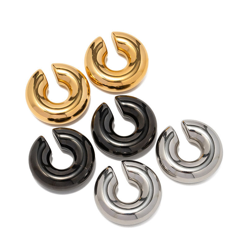 Do you dare with the latest in jewelry? Discover our chunky earrings.