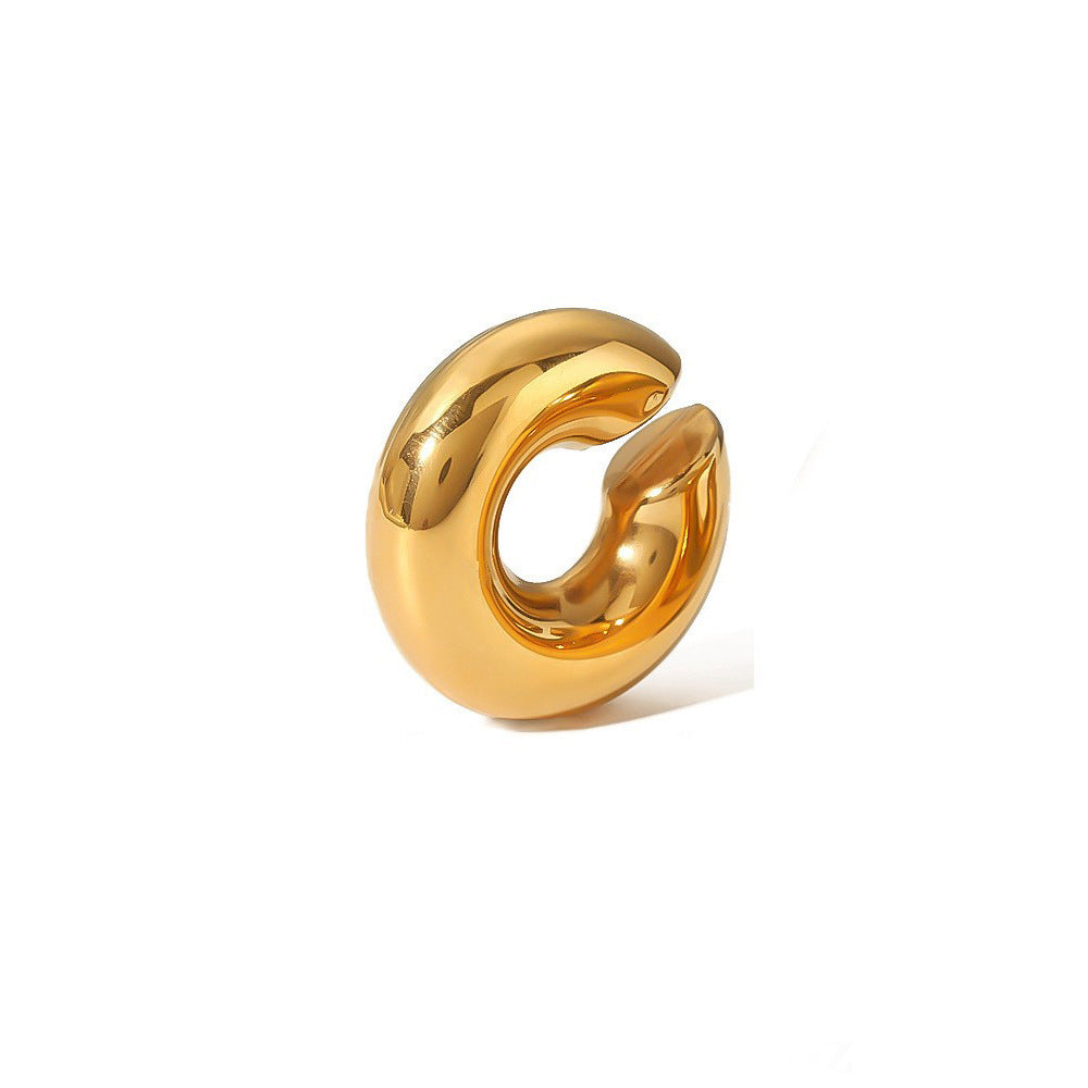 Do you dare with the latest in jewelry? Discover our chunky earrings.