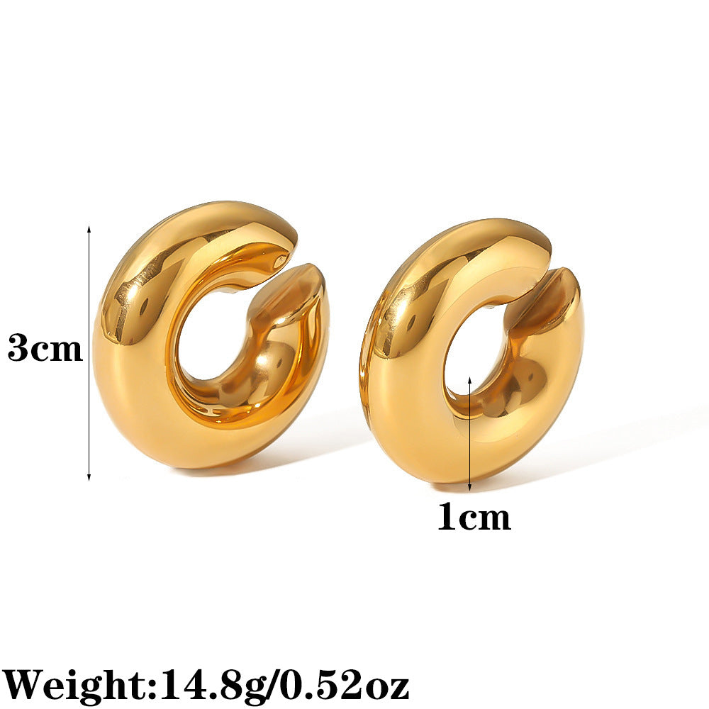 Do you dare with the latest in jewelry? Discover our chunky earrings.