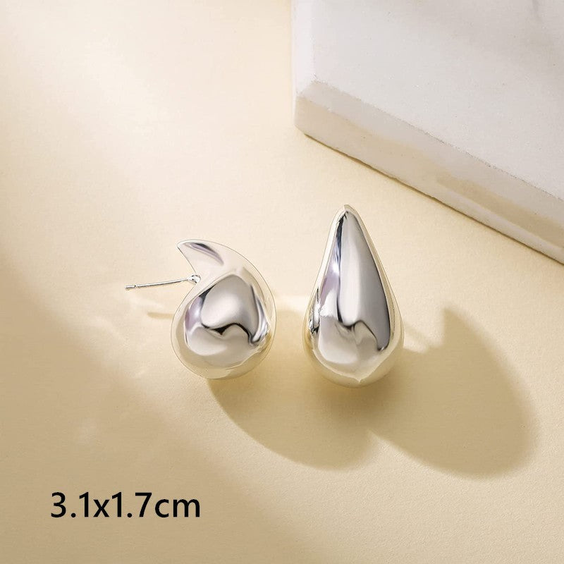 Mermaid Tears: Evokes the beauty and mystique of mermaids, associating earrings with femininity and charm.