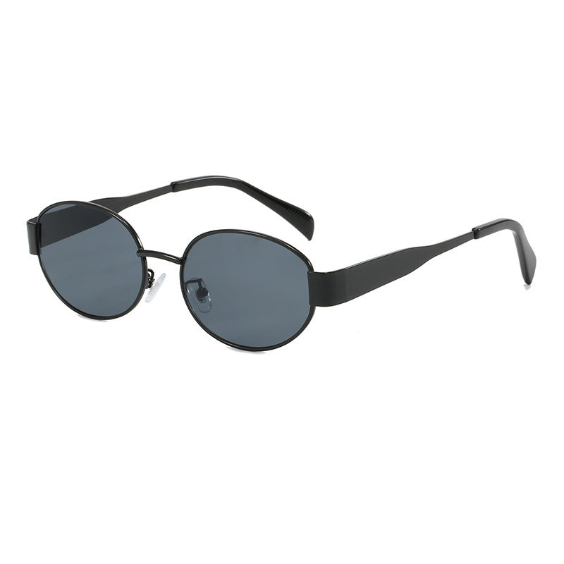 Feel chic and elegant with retro oval sunglasses