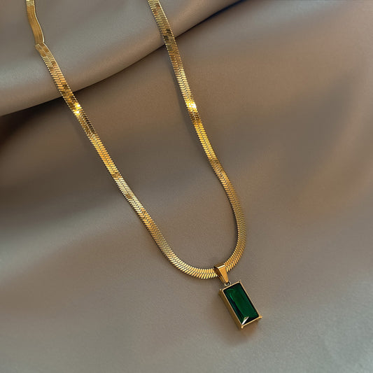 Radiant elegance: Emerald pendant necklace in stainless steel. Gift Jewelry