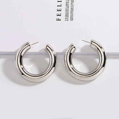 Aretes de Aro abiertos ligeros y gruesos para mujer. Joyería de moda